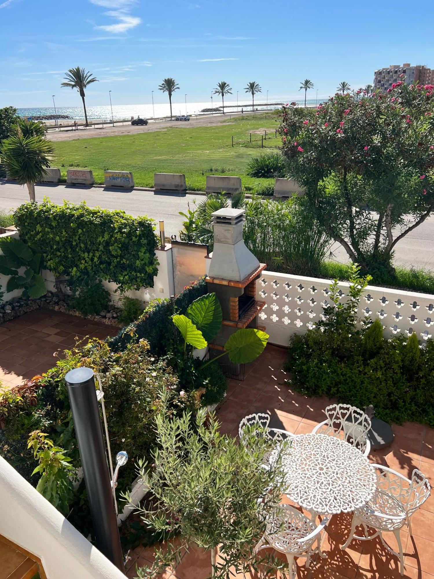 Espectacular Sunny House In The Beach Cunit Εξωτερικό φωτογραφία